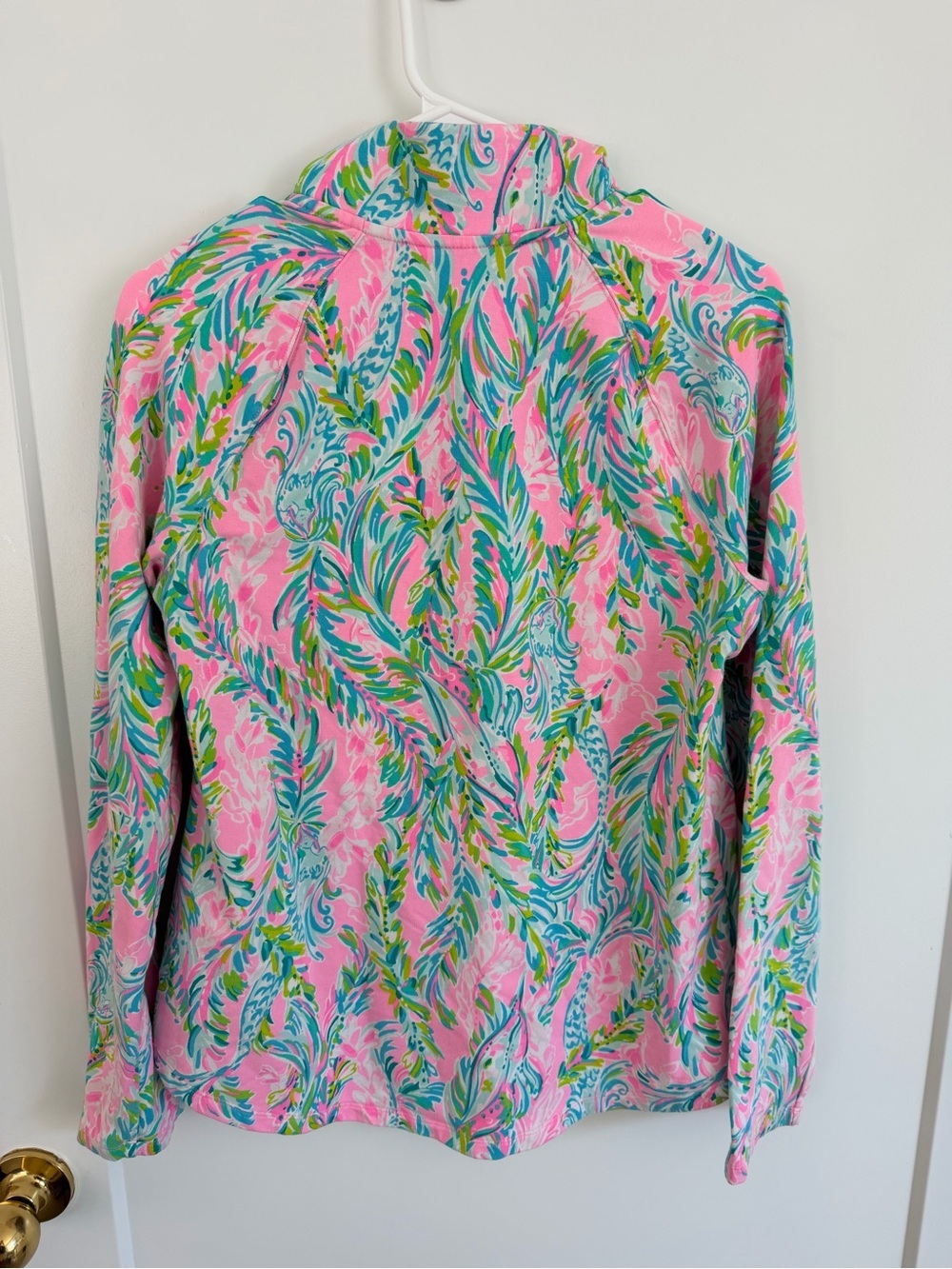 Lilly Pulitzer Skipper Popover sweatshirt  "Unicorn of the Sea" Sz M - Picture 4 of 8